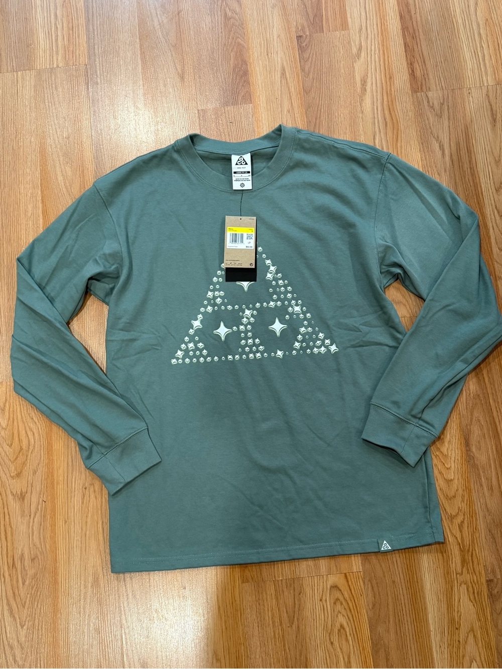 Nike Men's ACG Dark Sky Long Sleeve T-Shirt
